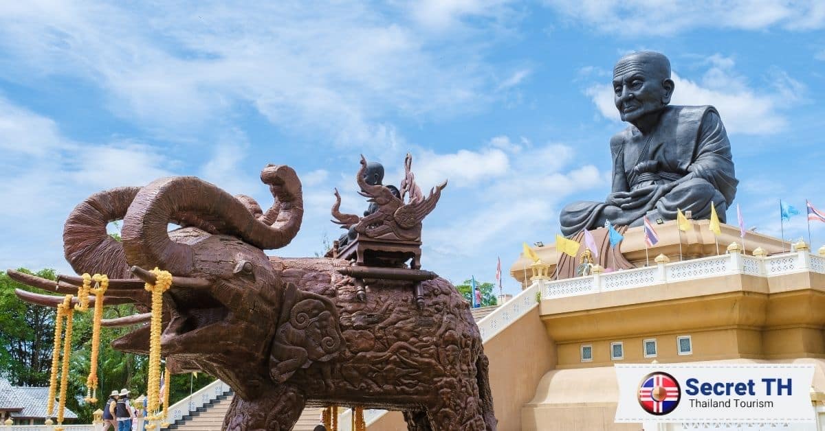 9. Wat Hua Hin