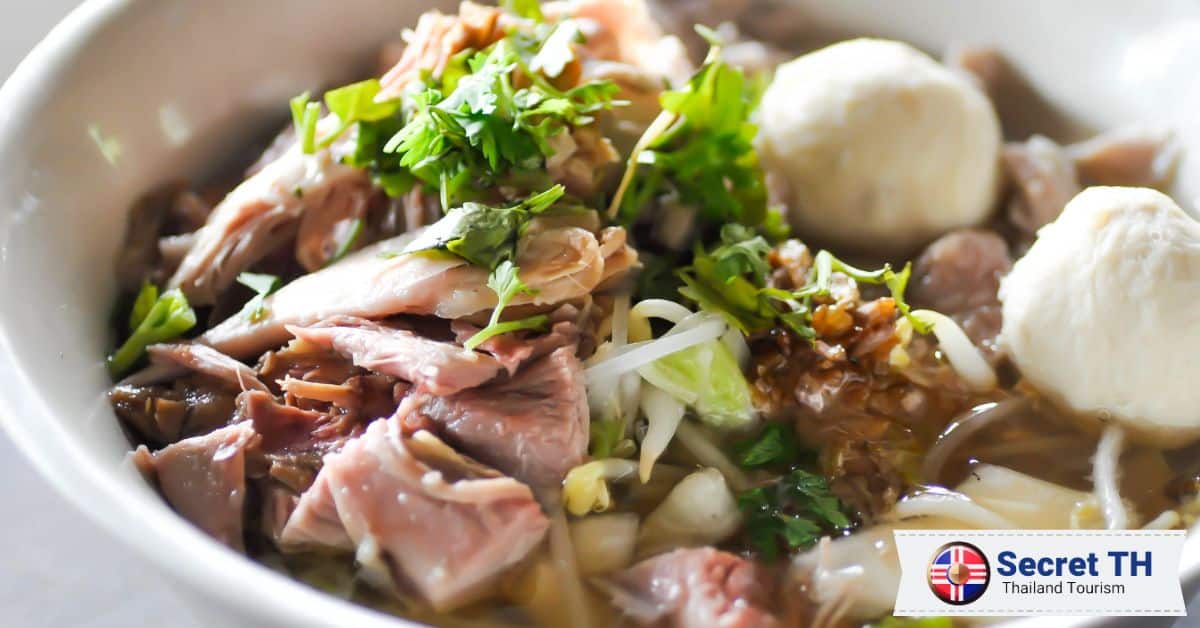 10. Rung Rueang Pork Noodle