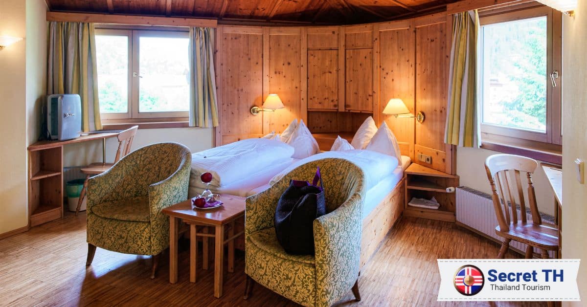 Tip 2: Determining the right accommodation type based on travel preferences