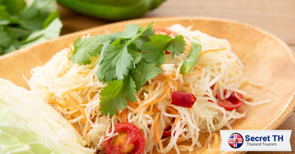 Som Tam (Green Papaya Salad)