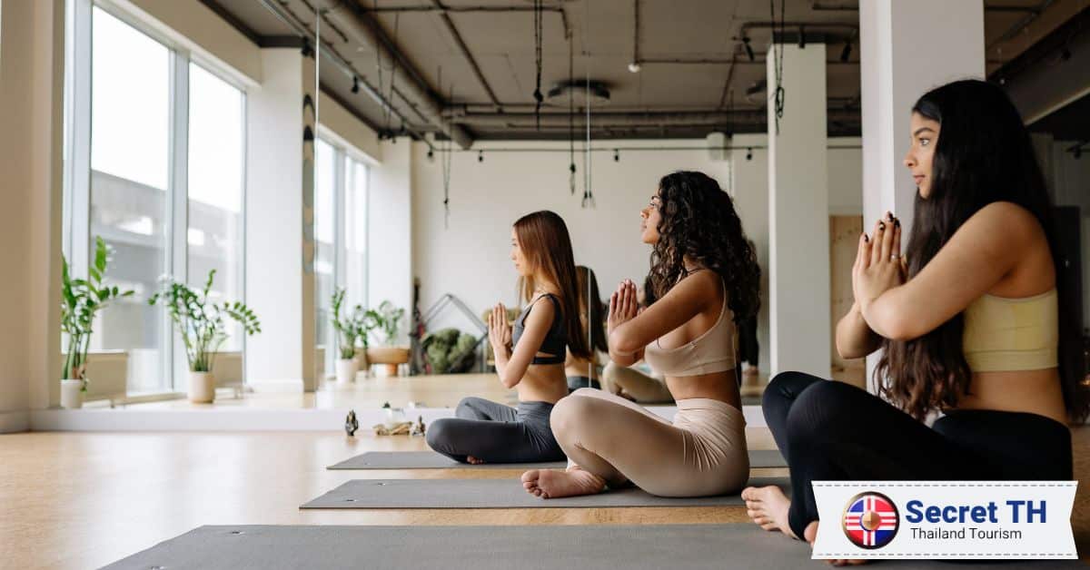 Yoga Essential Studio
