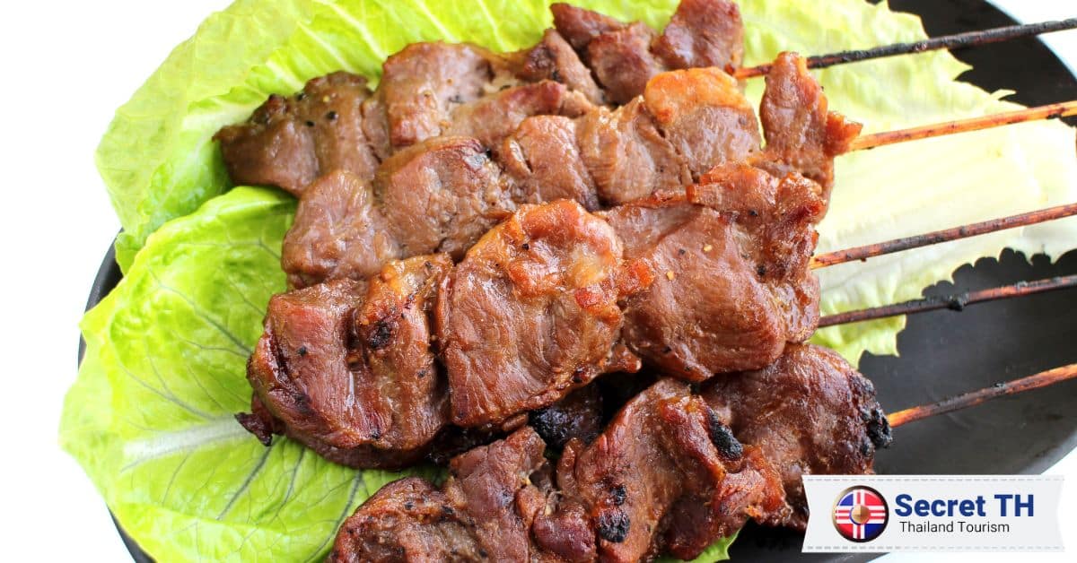 5. Gai/Moo Bing (Grilled Chicken/Pork Skewers)