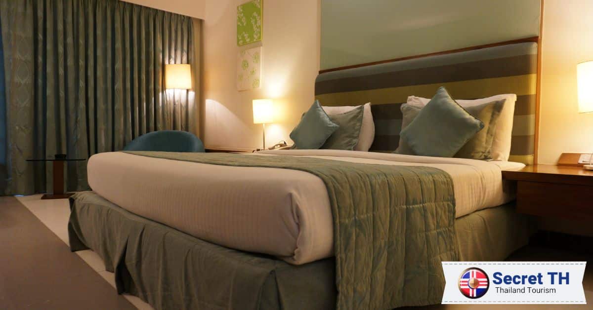 8. Qlosest Hotel