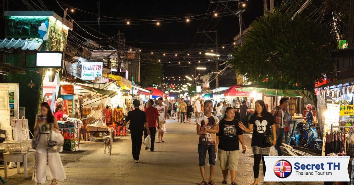Ramkhamhaeng Night Market