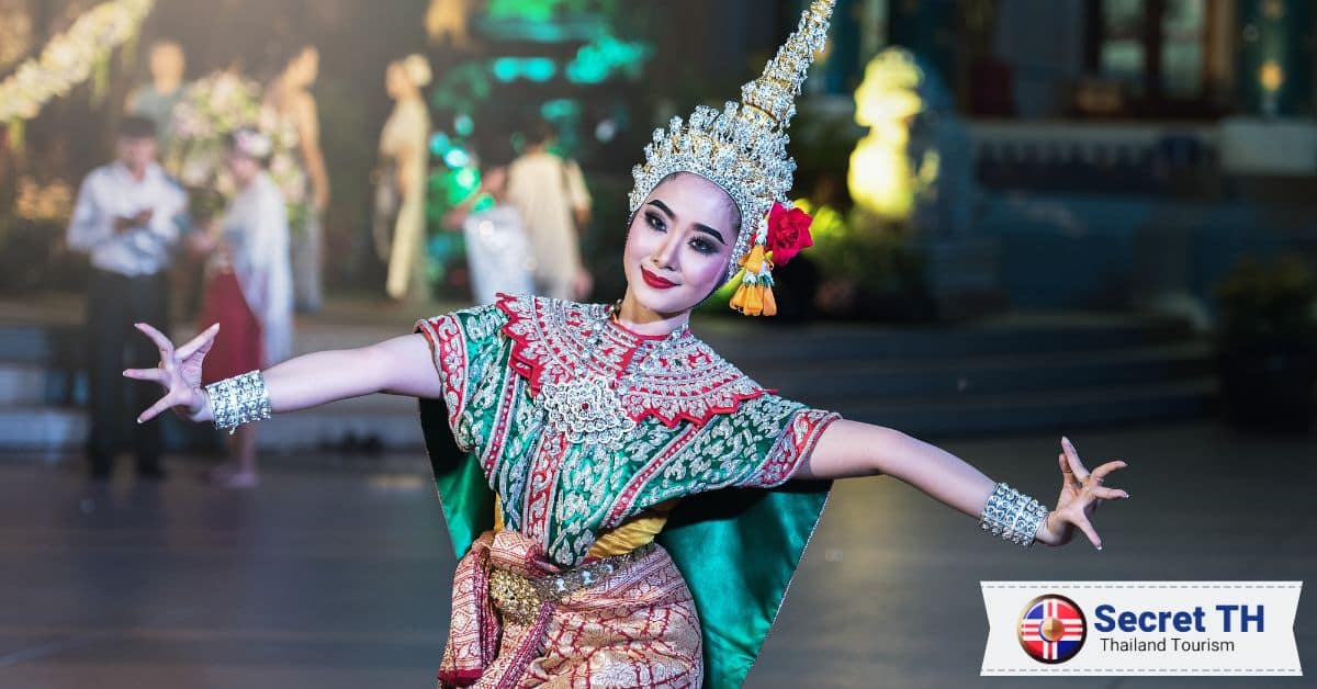 Witness the beauty of traditional Thai dance and music