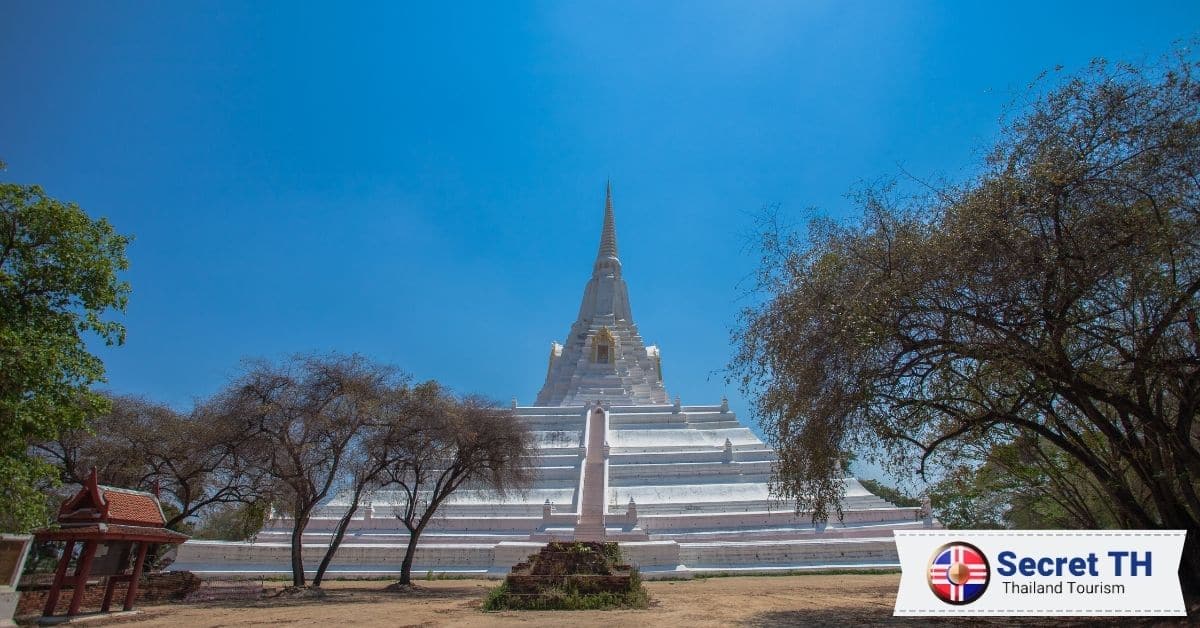 XI. Wat Phu Khao Thong