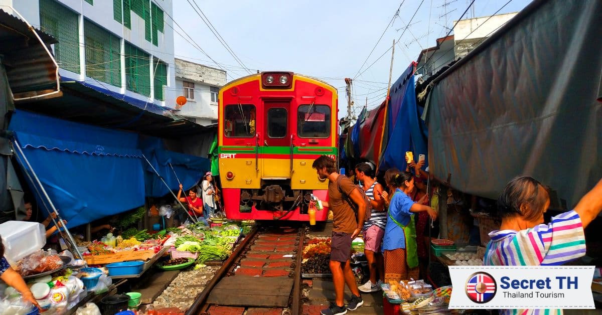 7. Maeklong Railway Market